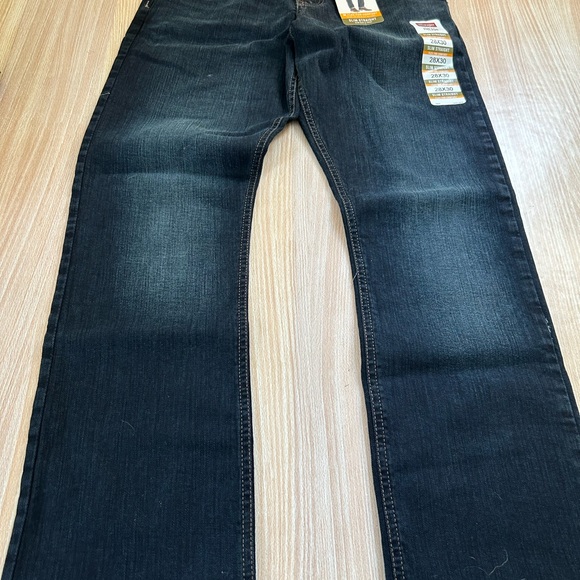 Wrangler Slim Straight jeans - Picture 6 of 6